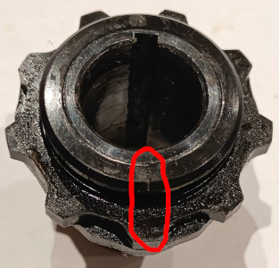 Husqvarna 2000 cracked camstack