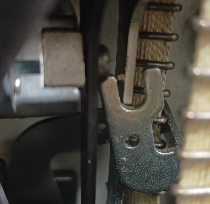 The buttonhole control.