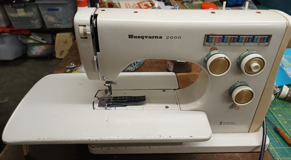 Husqvarna 2000 6020