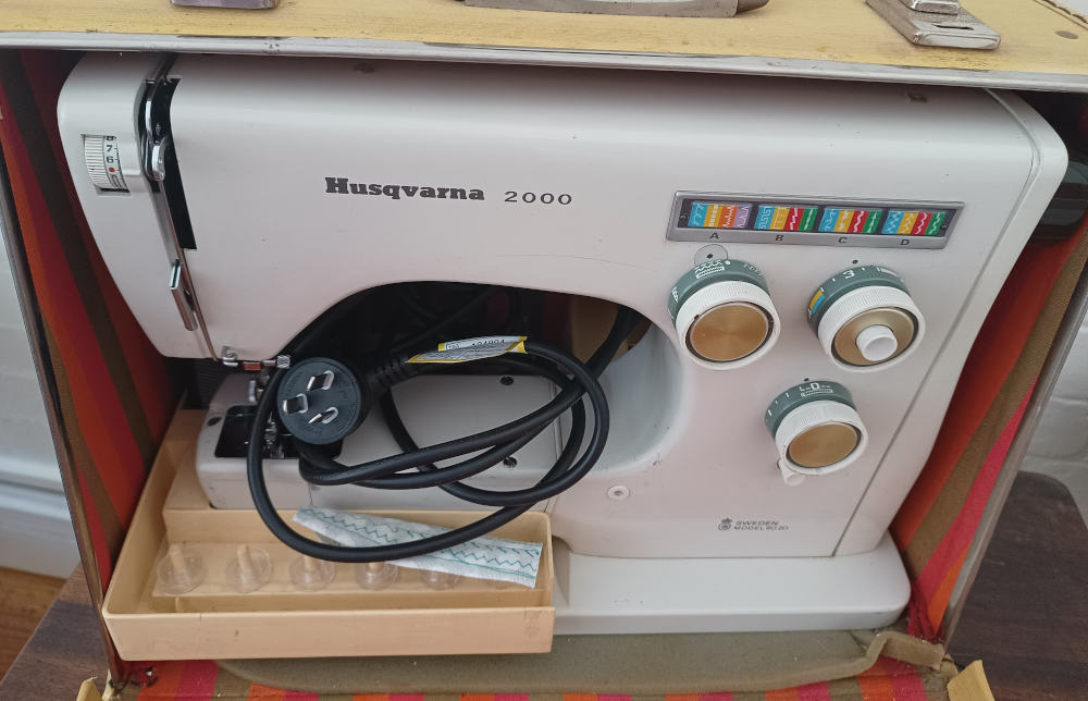 Husqvarna 2000 6020